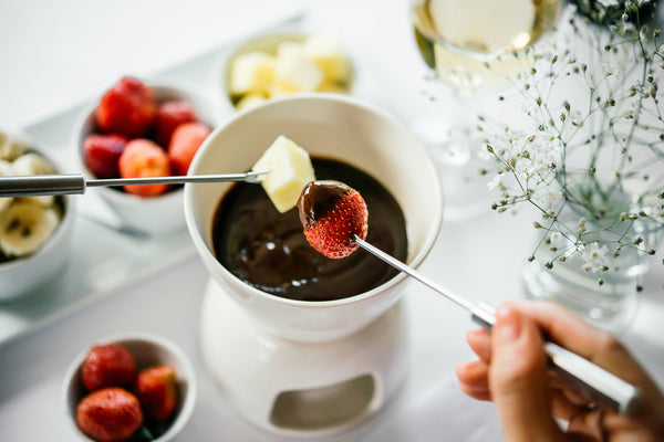 What Are The Best Food Dippers For Chocolate Fondue?