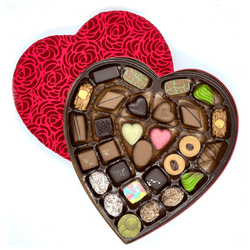 Velvet Heart, Large, filled with 29 assorted chocolates