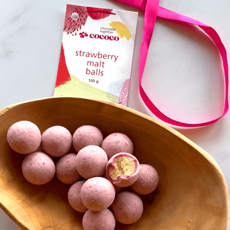 Strawberry Malt Balls, 100g